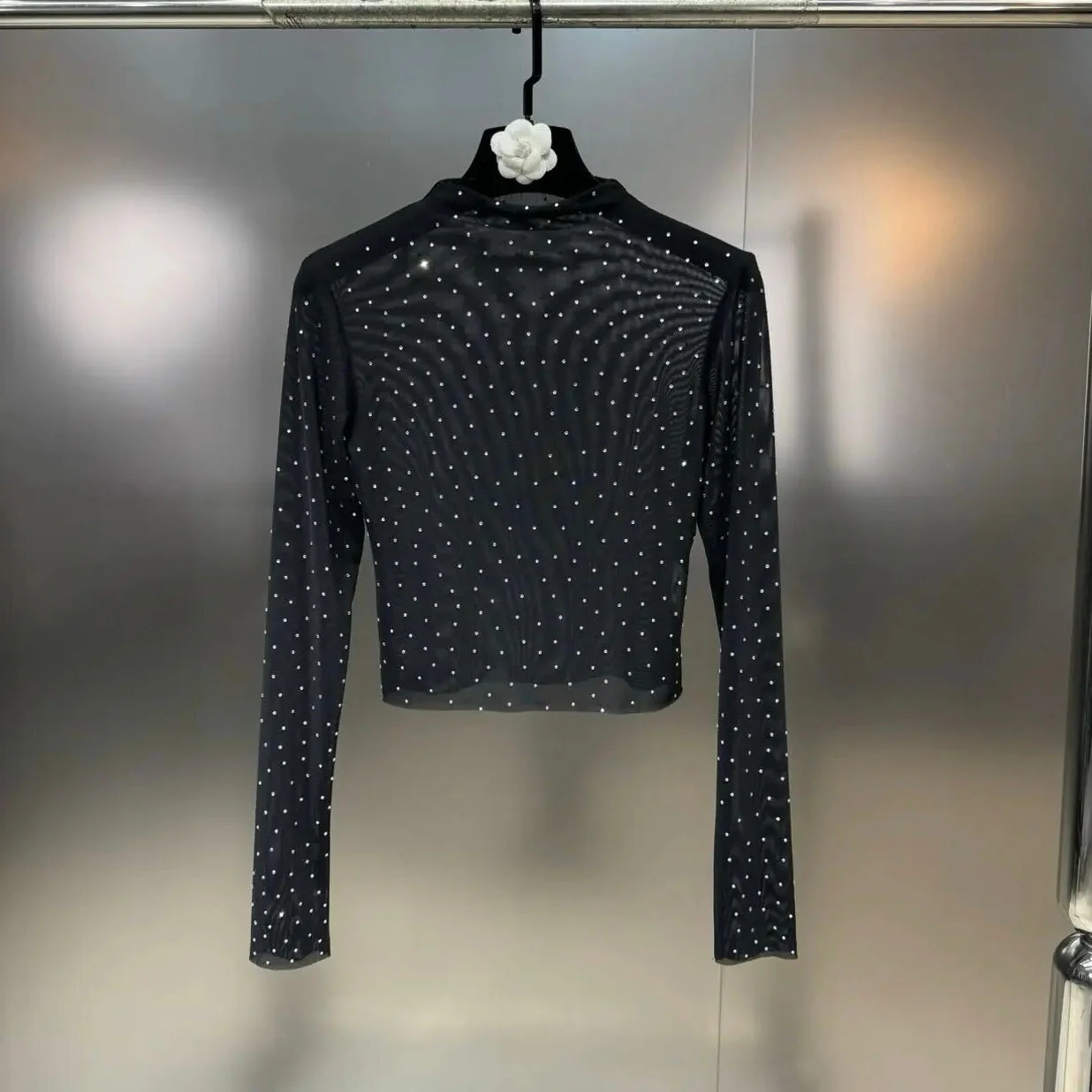 Shirts & Sweaters