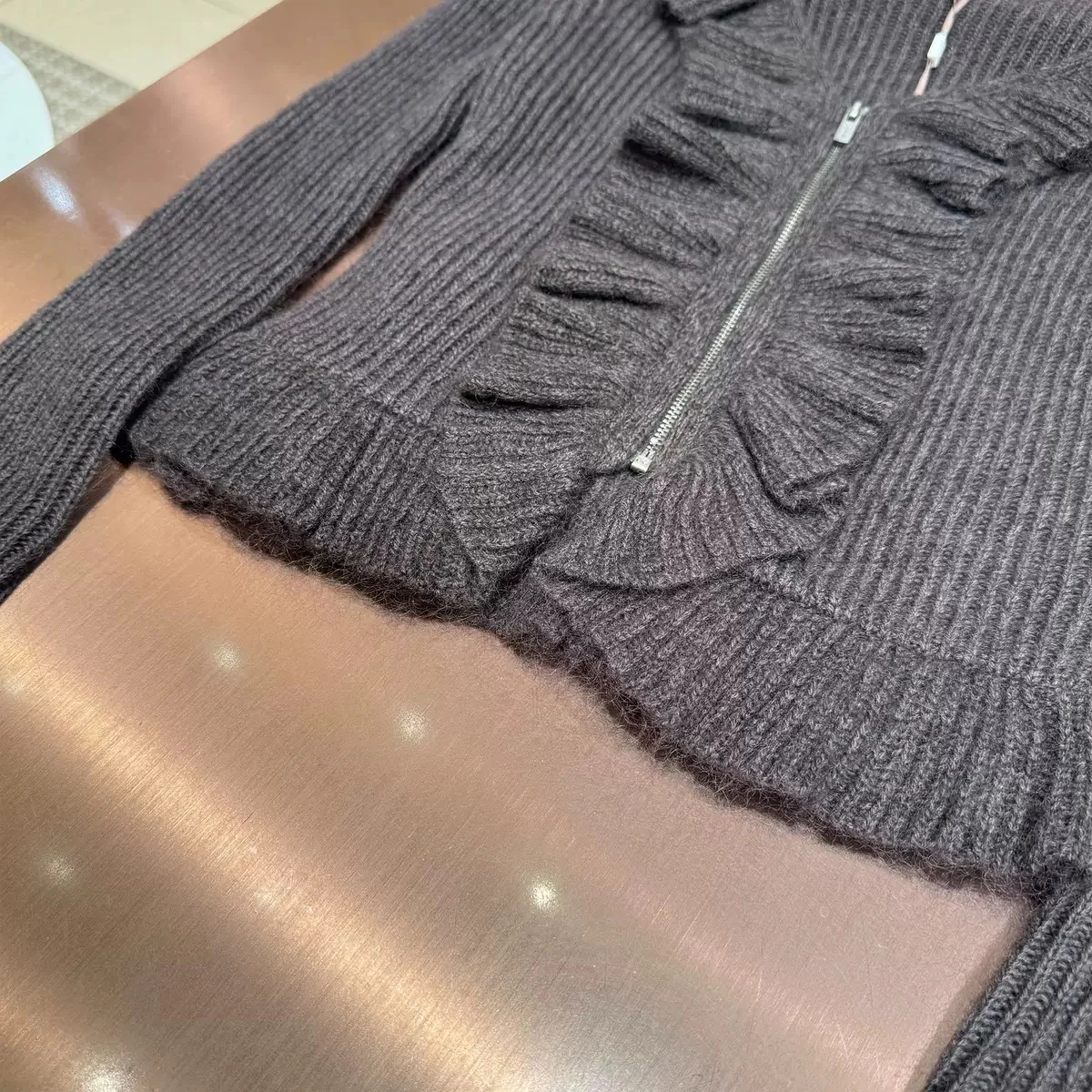 Sweater - ID: J206 - Image 4